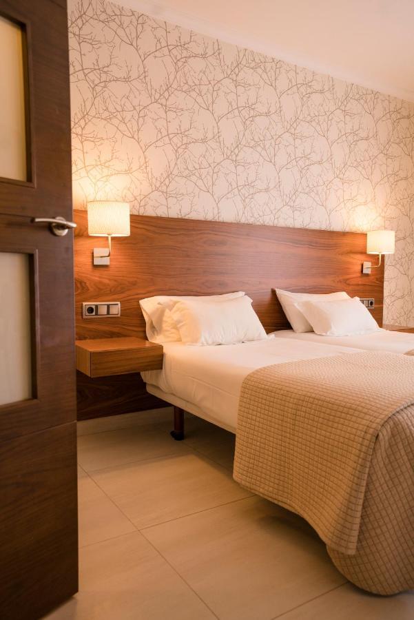 Hotel Piramide Portonovo Zewnętrze zdjęcie