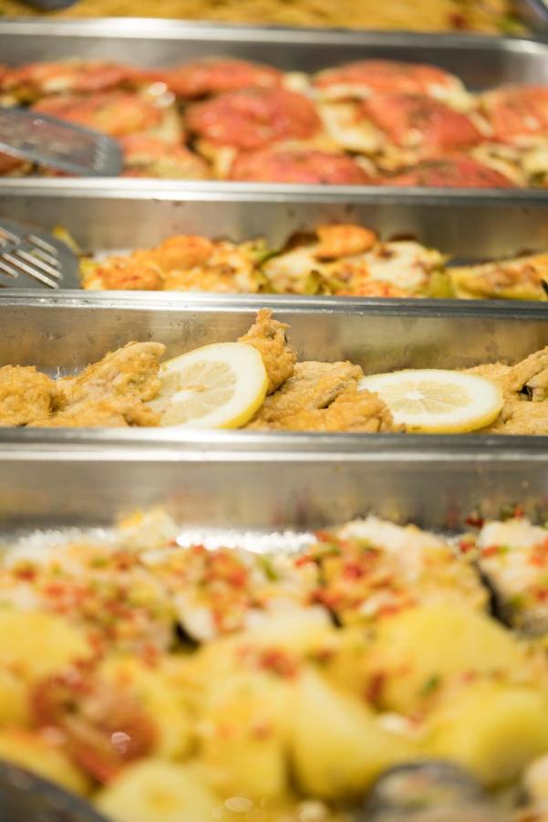 Hotel Piramide Portonovo Zewnętrze zdjęcie