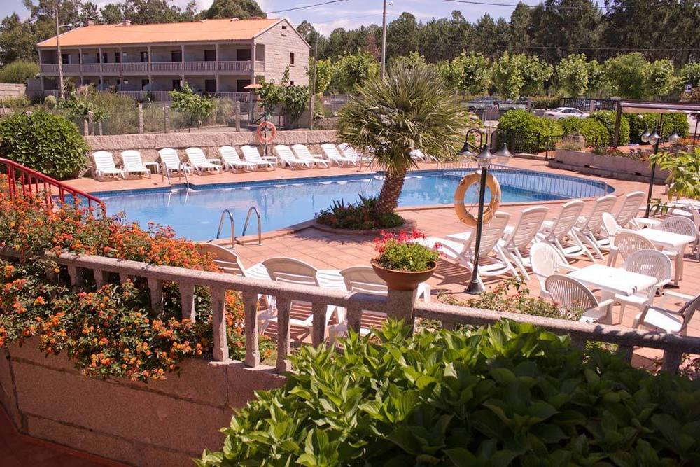 Hotel Piramide Portonovo Zewnętrze zdjęcie