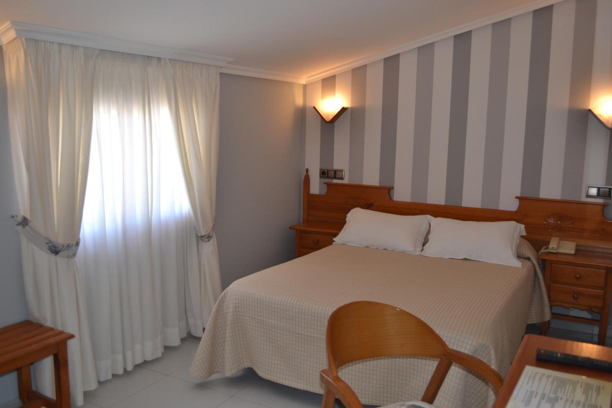 Hotel Piramide Portonovo Pokój zdjęcie