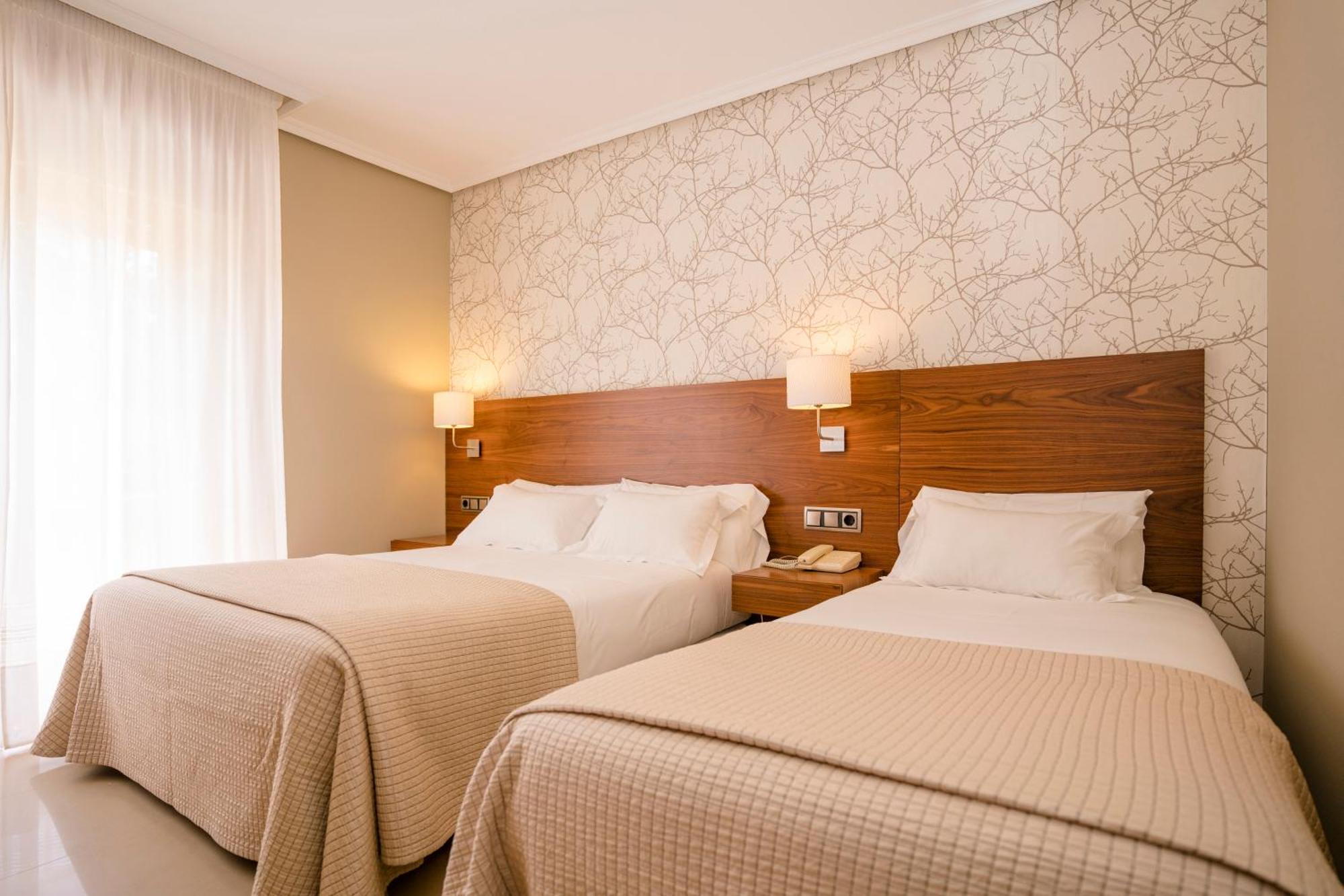Hotel Piramide Portonovo Pokój zdjęcie