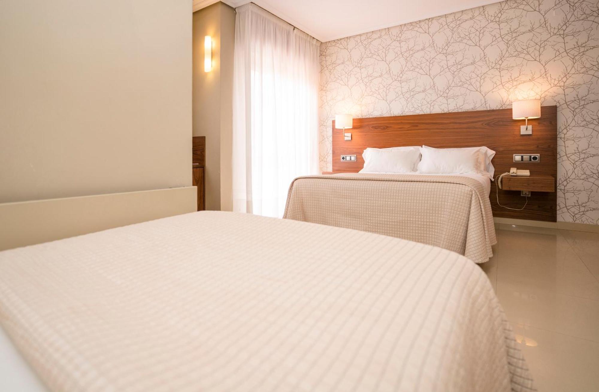 Hotel Piramide Portonovo Pokój zdjęcie